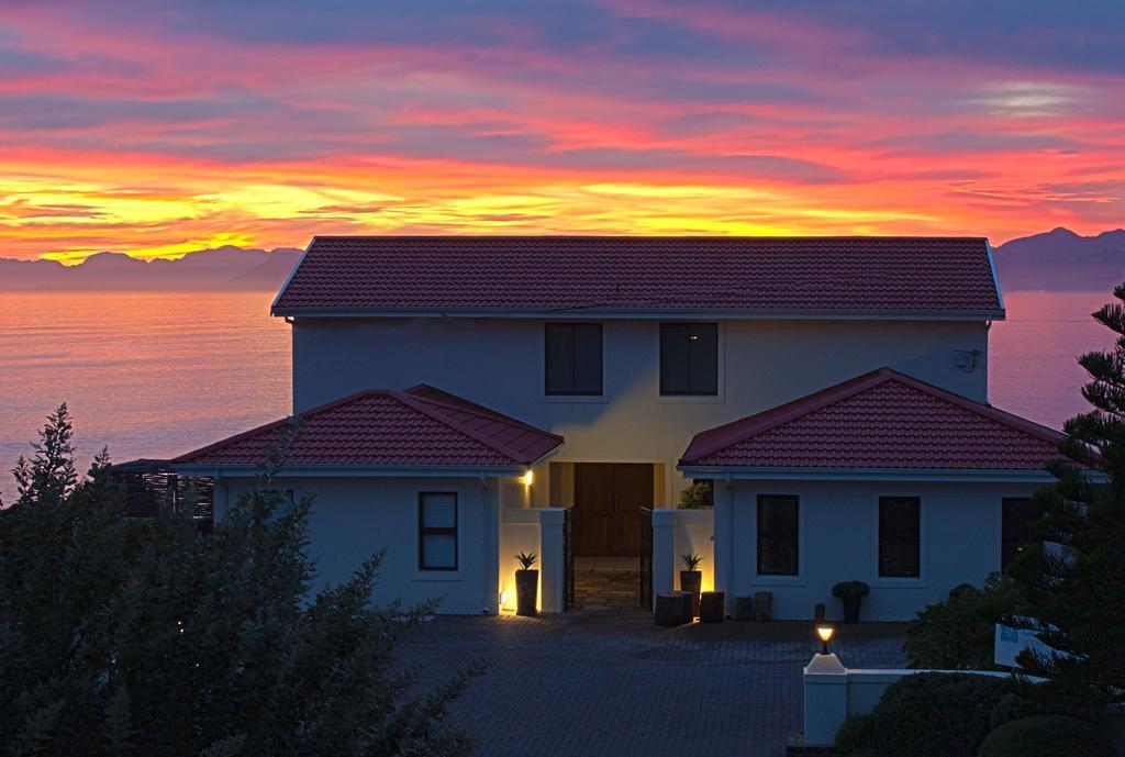 Cliff Lodge Gansbaai Exterior foto